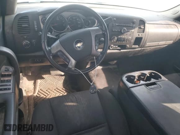 ✅ 2010 Chevrolet Silverado 2500HD LT • VIN: 1GC5KXBG1AZ167029 • Лот: 82366385. Опубликован ранее на Copart с пробегом 211 197 миль. Бесплатный доступ к архиву аукционных продаж из США и подробный отчёт об истории автомобиля на DreamBid. Изображение 8.