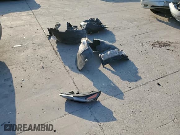 ✅ 2019 Hyundai Santa Fe Limited • VIN: 5NMS53AA5KH031492 • Lot: 68371854. Wystawiony na Copart z przebiegiem 166 115 mil. Bezpłatny archiwum sprzedaży aukcyjnych z USA i szczegółowy raport historii pojazdu na DreamBid. Zdjęcie 13.