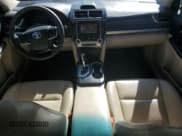 ✅ 2014 Toyota Camry LE • VIN: 4T4BF1FK8ER397612 • Лот: 89710355. Опубликован ранее на Copart с пробегом 71 986 миль. Бесплатный доступ к архиву аукционных продаж из США и подробный отчёт об истории автомобиля на DreamBid. Изображение 8.