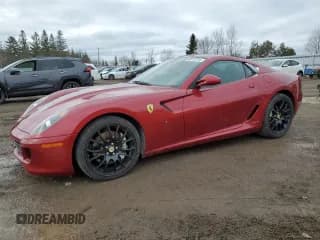 ✅ 2007 Ferrari 599 • VIN: ZFFFC60A470151593 • Lot: 49111315. Wystawiony na Copart z przebiegiem 41 170 mil. Bezpłatny archiwum sprzedaży aukcyjnych z USA i szczegółowy raport historii pojazdu na DreamBid. Zdjęcie 1.