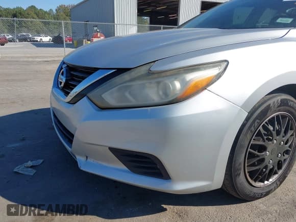 ✅ 2017 Nissan Altima S • VIN: 1N4AL3AP8HN347251 • Lot: 43436095. Wystawiony na IAAI z przebiegiem 157 012 mil. Bezpłatny archiwum sprzedaży aukcyjnych z USA i szczegółowy raport historii pojazdu na DreamBid. Zdjęcie 12.