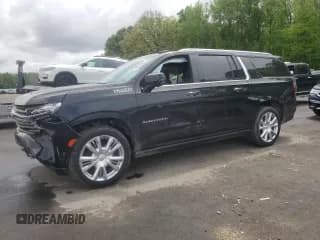 ✅ 2023 Chevrolet Suburban High Country • VIN: 1GNSKGKL5PR240192 • Lot: 57671045. Wystawiony na Copart z przebiegiem Nie podano. Bezpłatny archiwum sprzedaży aukcyjnych z USA i szczegółowy raport historii pojazdu na DreamBid. Zdjęcie 1.