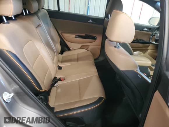 ✅ 2019 Kia Sportage SX Turbo • VIN: KNDPRCA61K7530044 • Lot: 68431975. Wystawiony na Copart z przebiegiem 106 948 mil. Bezpłatny archiwum sprzedaży aukcyjnych z USA i szczegółowy raport historii pojazdu na DreamBid. Zdjęcie 11.