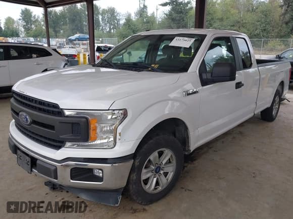 ✅ 2018 Ford F-150 XL • VIN: 1FTEX1CP6JKD23152 • Lot: 43179025. Wystawiony na IAAI z przebiegiem 136 348 mil. Bezpłatny archiwum sprzedaży aukcyjnych z USA i szczegółowy raport historii pojazdu na DreamBid. Zdjęcie 2.