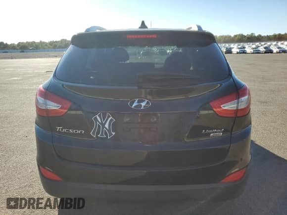 2015 Hyundai Tucson Limited with VIN KM8JUCAG0FU088325, listed as a Copart auction lot 82262885 with 66,470 mi miles and Salvage title. Bid and sale history available at DreamBid. Image 6.