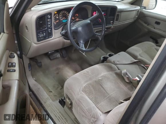 ✅ 2001 Chevrolet Silverado 1500 LS • VIN: 2GCEK19V111395915 • Лот: 82800224. Опубликован ранее на Copart с пробегом 236 175 миль. Бесплатный доступ к архиву аукционных продаж из США и подробный отчёт об истории автомобиля на DreamBid. Изображение 8.