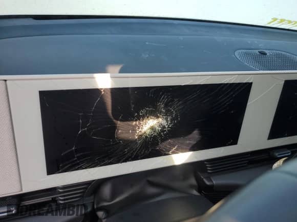 2022 Hyundai Ioniq 5 SEL z VIN KM8KN4AE0NU081928, wystawiony jako Copart lot #73347624 z przebiegiem Nie podano mil oraz Szkoda całkowita • Salvage title. Historia ofert i sprzedaży dostępna na DreamBid. Obrazek 9.