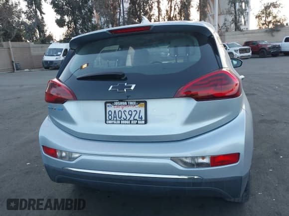 ✅ 2017 Chevrolet Bolt EV LT • VIN: 1G1FW6S03H4184551 • Lot: 41974694. Wystawiony na IAAI z przebiegiem 59 446 mil. Bezpłatny archiwum sprzedaży aukcyjnych z USA i szczegółowy raport historii pojazdu na DreamBid. Zdjęcie 16.