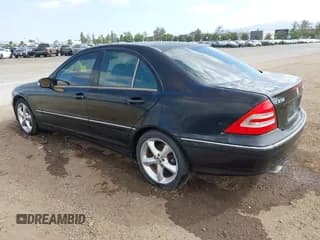 ✅ 2004 Mercedes-Benz C 230 Kompressor • VIN: WDBRF40J84A643409 • Lot: 43352118. Wystawiony na IAAI z przebiegiem 107 232 mil. Bezpłatny archiwum sprzedaży aukcyjnych z USA i szczegółowy raport historii pojazdu na DreamBid. Zdjęcie 3.