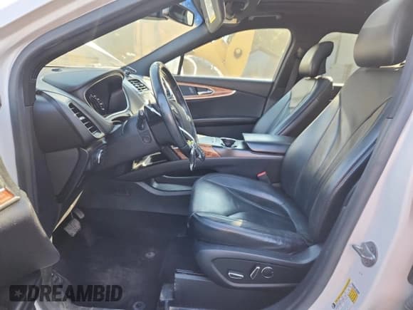 ✅ 2016 Lincoln MKX Reserve • VIN: 2LMTJ8LR1GBL61281 • Лот: 80702565. Опубликован ранее на Copart с пробегом 144 628 миль. Бесплатный доступ к архиву аукционных продаж из США и подробный отчёт об истории автомобиля на DreamBid. Изображение 7.