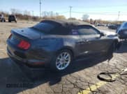 ✅ 2022 Ford Mustang EcoBoost Premium • VIN: 1FATP8UH6N5104046 • Lot: 90251935. Wystawiony na Copart z przebiegiem 66 765 mil. Bezpłatny archiwum sprzedaży aukcyjnych z USA i szczegółowy raport historii pojazdu na DreamBid. Zdjęcie 3.