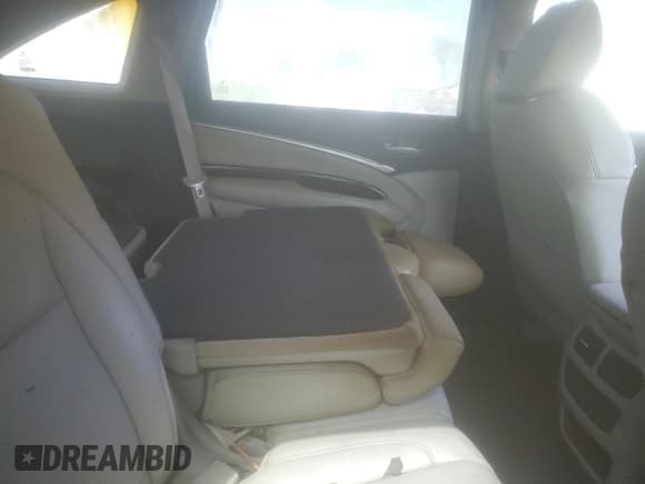 ✅ 2014 Acura MDX • VIN: 5FRYD4H2XEB026908 • Лот: 51943735. Опубликован ранее на Copart с пробегом Не указан. Бесплатный доступ к архиву аукционных продаж из США и подробный отчёт об истории автомобиля на DreamBid. Изображение 11.