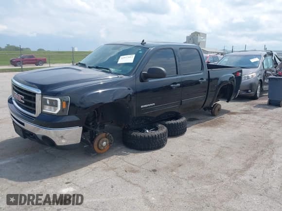 ✅ 2011 GMC Sierra 1500 SLE • VIN: 3GTP2VE35BG339196 • Lot: 42977913. Listed on IAAI with 213,065 mi. Free auction sales archive from the USA and detailed vehicle history report at DreamBid. Image 17.