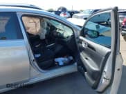 ✅ 2017 Nissan Sentra S • VIN: 3N1AB7AP3HY409102 • Lot: 43073487. Wystawiony na IAAI z przebiegiem Nie podano. Bezpłatny archiwum sprzedaży aukcyjnych z USA i szczegółowy raport historii pojazdu na DreamBid. Zdjęcie 5.