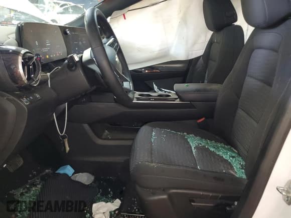 ✅ 2025 Chevrolet Equinox FWD LT • VIN: 3GNAXHEG5SL207128 • Lot: 64487765. Wystawiony na Copart z przebiegiem 3 851 mil. Bezpłatny archiwum sprzedaży aukcyjnych z USA i szczegółowy raport historii pojazdu na DreamBid. Zdjęcie 7.