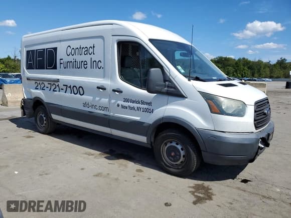 ✅ 2016 Ford Transit Cargo • VIN: 1FTYR2CM3GKA31115 • Lot: 70835595. Listed on Copart with 107,187 mi. Free auction sales archive from the USA and detailed vehicle history report at DreamBid. Image 4.