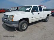 ✅ 2006 Chevrolet Silverado 2500HD LT2 • VIN: 1GCHK29UX6E262621 • Lot: 42322189. Wystawiony na IAAI z przebiegiem 233 221 mil. Bezpłatny archiwum sprzedaży aukcyjnych z USA i szczegółowy raport historii pojazdu na DreamBid. Zdjęcie 2.