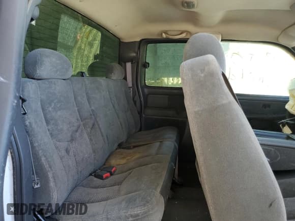 ✅ 2003 Chevrolet Silverado 2500HD LS • VIN: 1GCHC29133E180793 • Лот: 72180174. Опубликован ранее на Copart с пробегом Не указан. Бесплатный доступ к архиву аукционных продаж из США и подробный отчёт об истории автомобиля на DreamBid. Изображение 10.