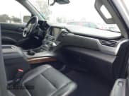 ✅ 2020 Chevrolet Tahoe LT • VIN: 1GNSCBKC0LR290170 • Lot: 42129712. Wystawiony na IAAI z przebiegiem 57 414 mil. Bezpłatny archiwum sprzedaży aukcyjnych z USA i szczegółowy raport historii pojazdu na DreamBid. Zdjęcie 5.