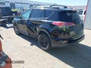 ✅ 2017 Toyota RAV4 LE • VIN: 2T3ZFREV7HW316825 • Lot: 43573328. Wystawiony na IAAI z przebiegiem 74 412 mil. Bezpłatny archiwum sprzedaży aukcyjnych z USA i szczegółowy raport historii pojazdu na DreamBid. Zdjęcie 3.