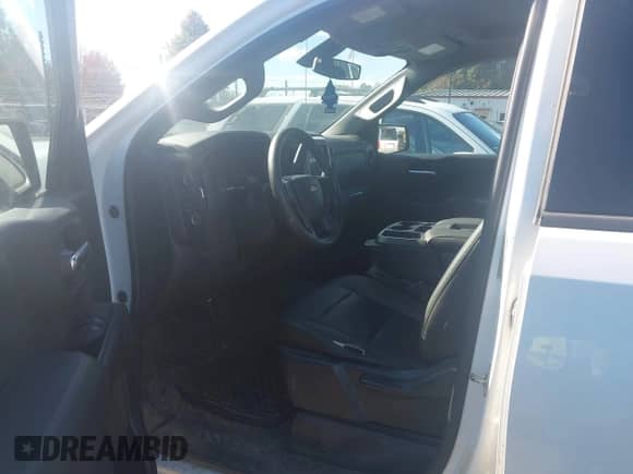 2019 Chevrolet Silverado 1500 Work Truck с VIN 1GCRYAEH0KZ206793, выставлен на аукционе IAAI как лот 43548164 с пробегом 99 148 миль миль и . История ставок и продаж доступна на DreamBid. Изображение 5.