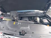 ✅ 2019 Chevrolet Suburban LT • VIN: 1GNSCHKC1KR307933 • Lot: 43463096. Wystawiony na IAAI z przebiegiem 200 666 mil. Bezpłatny archiwum sprzedaży aukcyjnych z USA i szczegółowy raport historii pojazdu na DreamBid. Zdjęcie 10.