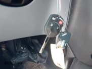 ✅ 2018 Ford Transit • VIN: 1FTYR2YM4JKB09904 • Lot: 41415555. Wystawiony na IAAI z przebiegiem 101 664 mil. Bezpłatny archiwum sprzedaży aukcyjnych z USA i szczegółowy raport historii pojazdu na DreamBid. Zdjęcie 11.