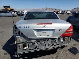 ✅ 2000 Mercedes-Benz SLK 230 Kompressor • VIN: WDBKK47F8YF154709 • Лот: 65714625. Опубликован ранее на Copart с пробегом 157 682 миль. Бесплатный доступ к архиву аукционных продаж из США и подробный отчёт об истории автомобиля на DreamBid. Изображение 6.