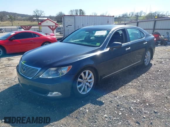 ✅ 2007 Lexus LS 460 L • VIN: JTHGL46F075000827 • Lot: 41776605. Listed on IAAI with 258,695 mi. Free auction sales archive from the USA and detailed vehicle history report at DreamBid. Image 2.