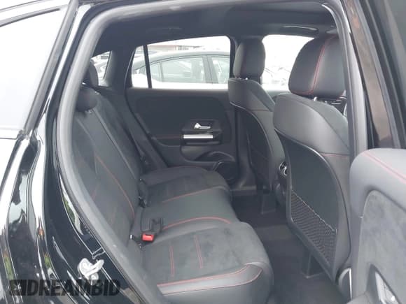 ✅ 2023 Mercedes-Benz GLA 250 • VIN: W1N4N4HB9PJ501806 • Lot: 42452570. Wystawiony na IAAI z przebiegiem 9 441 mil. Bezpłatny archiwum sprzedaży aukcyjnych z USA i szczegółowy raport historii pojazdu na DreamBid. Zdjęcie 8.