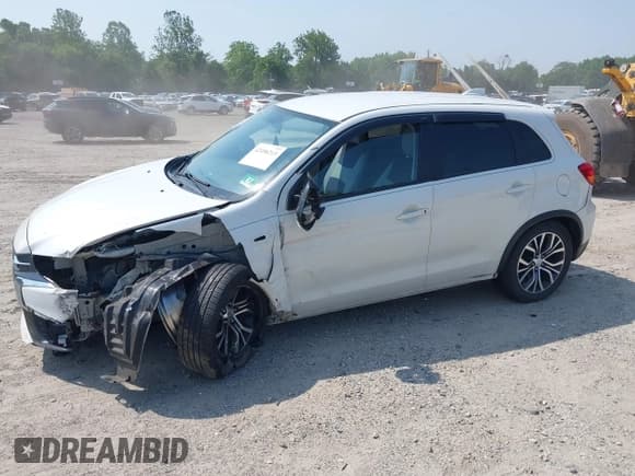 ✅ 2018 Mitsubishi Outlander ES • VIN: JA4AP3AU9JU023316 • Lot: 42496213. Listed on IAAI with 24,772 mi. Free auction sales archive from the USA and detailed vehicle history report at DreamBid. Image 17.