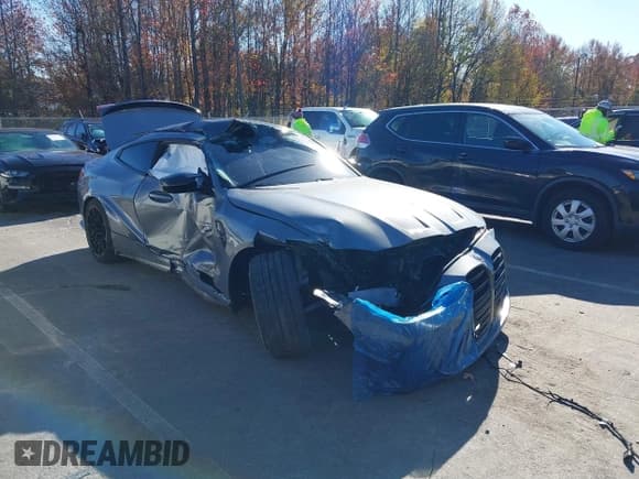 ✅ 2023 BMW M4 Competition xDrive • VIN: WBS43AZ01PCM48086 • Lot: 40899240. Wystawiony na IAAI z przebiegiem 9 597 mil. Bezpłatny archiwum sprzedaży aukcyjnych z USA i szczegółowy raport historii pojazdu na DreamBid. Zdjęcie 1.