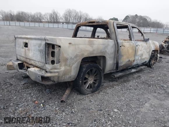 ✅ 2015 Chevrolet Silverado 1500 High Country • VIN: 3GCUKTEJ3FG326913 • Лот: 41495793. Опубликован ранее на IAAI с пробегом Не указан. Бесплатный доступ к архиву аукционных продаж из США и подробный отчёт об истории автомобиля на DreamBid. Изображение 4.