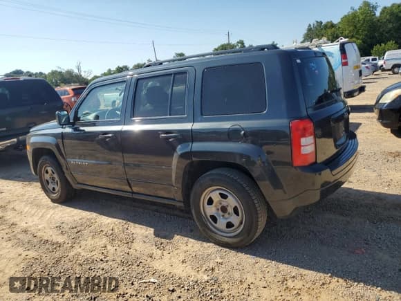 ✅ 2011 Jeep Patriot Sport • VIN: 1J4NT1GB4BD142318 • Lot: 66643055. Wystawiony na Copart z przebiegiem 171 550 mil. Bezpłatny archiwum sprzedaży aukcyjnych z USA i szczegółowy raport historii pojazdu na DreamBid. Zdjęcie 2.