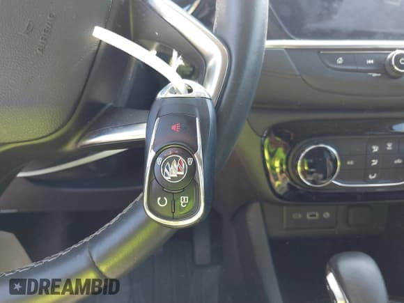 ✅ 2022 Buick Encore GX Preferred • VIN: KL4MMBS22NB087079 • Lot: 40296285. Wystawiony na IAAI z przebiegiem 38 027 mil. Bezpłatny archiwum sprzedaży aukcyjnych z USA i szczegółowy raport historii pojazdu na DreamBid. Zdjęcie 11.