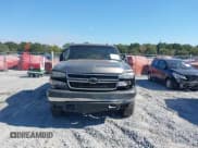 ✅ 2006 Chevrolet Silverado 2500HD Work Truck • VIN: 1GCHC23U06F122366 • Lot: 43701699. Wystawiony na IAAI z przebiegiem 330 993 mil. Bezpłatny archiwum sprzedaży aukcyjnych z USA i szczegółowy raport historii pojazdu na DreamBid. Zdjęcie 12.