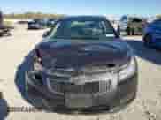 2014 Chevrolet Cruze LS z VIN 1G1PA5SG3E7486930, wystawiony jako Copart lot #90492155 z przebiegiem 96 457 mil mil oraz Szkoda całkowita • Salvage title. Historia ofert i sprzedaży dostępna na DreamBid. Obrazek 5.