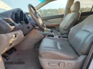 ✅ 2007 Lexus RX 350 • VIN: 2T2GK31U17C002816 • Лот: 91625645. Опубликован ранее на Copart с пробегом 151 595 миль. Бесплатный доступ к архиву аукционных продаж из США и подробный отчёт об истории автомобиля на DreamBid. Изображение 7.