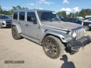 ✅ 2021 Jeep Wrangler Unlimited Sahara • VIN: 1C4JJXP69MW700977 • Lot: 81827055. Wystawiony na Copart z przebiegiem 84 926 mil. Bezpłatny archiwum sprzedaży aukcyjnych z USA i szczegółowy raport historii pojazdu na DreamBid. Zdjęcie 4.