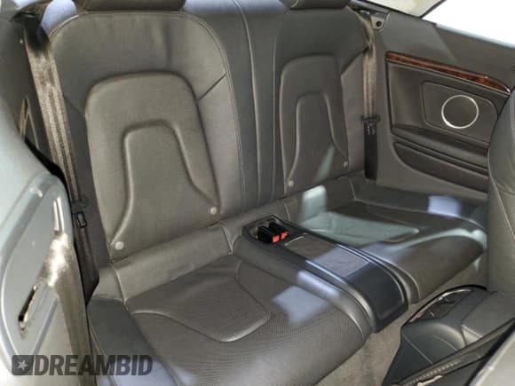 ✅ 2014 Audi A5 Premium Plus • VIN: WAULFAFH0EN005558 • Lot: 90893055. Wystawiony na Copart z przebiegiem 86 963 mil. Bezpłatny archiwum sprzedaży aukcyjnych z USA i szczegółowy raport historii pojazdu na DreamBid. Zdjęcie 10.