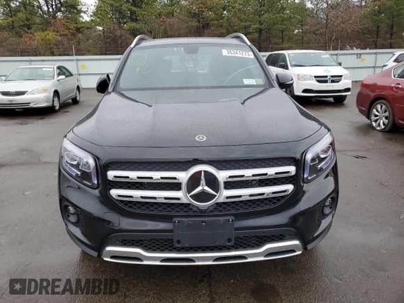 ✅ 2022 Mercedes-Benz GLB 250 • VIN: W1N4M4HB8NW245953 • Lot: 36341273. Wystawiony na Copart z przebiegiem Nie podano. Bezpłatny archiwum sprzedaży aukcyjnych z USA i szczegółowy raport historii pojazdu na DreamBid. Zdjęcie 5.