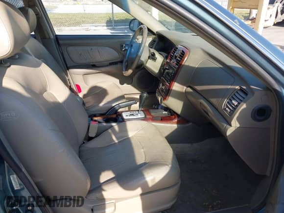 2004 Hyundai Sonata GLS с VIN KMHWF35H84A049046, выставлен на аукционе IAAI как лот 42071777 с пробегом 158 148 миль миль и . История ставок и продаж доступна на DreamBid. Изображение 5.