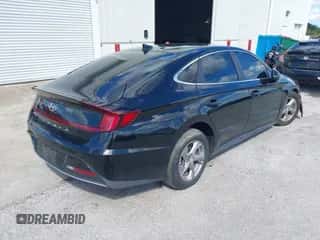 2022 Hyundai Sonata SE z VIN KMHL24JA5NA217594, wystawiony jako IAAI lot #42939716 z przebiegiem 94 444 mil mil oraz . Historia ofert i sprzedaży dostępna na DreamBid. Obrazek 4.