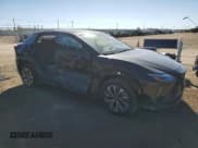 ✅ 2025 Lexus RZ RZ 450e • VIN: JTJAAAAB2SA030263 • Лот: 90689315. Опубликован ранее на Copart с пробегом 7 472 миль. Бесплатный доступ к архиву аукционных продаж из США и подробный отчёт об истории автомобиля на DreamBid. Изображение 4.