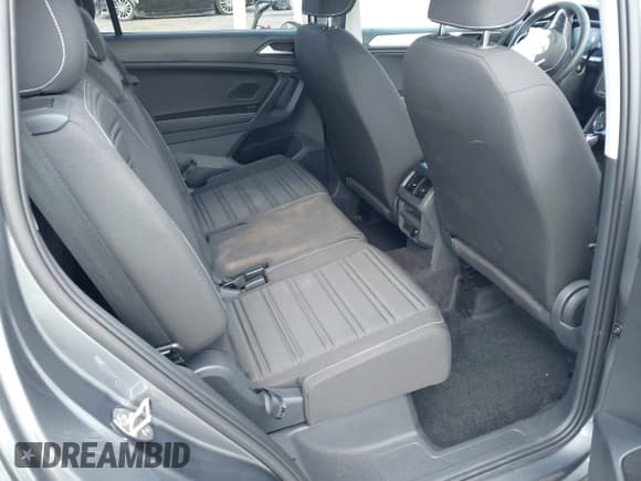 ✅ 2024 Volkswagen Tiguan S • VIN: 3VVRB7AX5RM120314 • Lot: 42016531. Listed on IAAI with 11,373 mi. Free auction sales archive from the USA and detailed vehicle history report at DreamBid. Image 8.