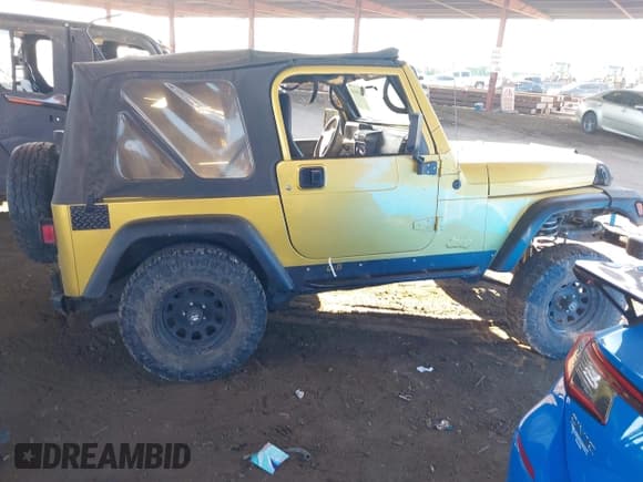 ✅ 2000 Jeep Wrangler Sport • VIN: 1J4FA49S8YP769006 • Lot: 43480409. Wystawiony na IAAI z przebiegiem Nie podano. Bezpłatny archiwum sprzedaży aukcyjnych z USA i szczegółowy raport historii pojazdu na DreamBid. Zdjęcie 13.