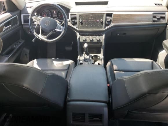 ✅ 2021 Volkswagen Atlas SE • VIN: 1V2LP2CA2MC522477 • Lot: 65908305. Listed on Copart with 64,273 mi. Free auction sales archive from the USA and detailed vehicle history report at DreamBid. Image 8.