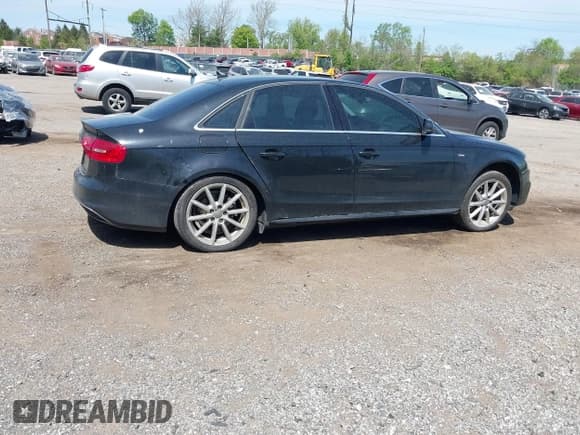 ✅ 2015 Audi A4 Premium Plus • VIN: WAUEFAFL0FA070724 • Lot: 42103016. Listed on IAAI with 91,127 mi. Free auction sales archive from the USA and detailed vehicle history report at DreamBid. Image 4.