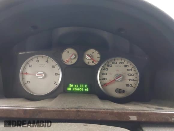 ✅ 2007 Ford Five Hundred Limited • VIN: 1FAFP25157G103750 • Lot: 43903737. Listed on IAAI with 256,656 mi. Free auction sales archive from the USA and detailed vehicle history report at DreamBid. Image 7.