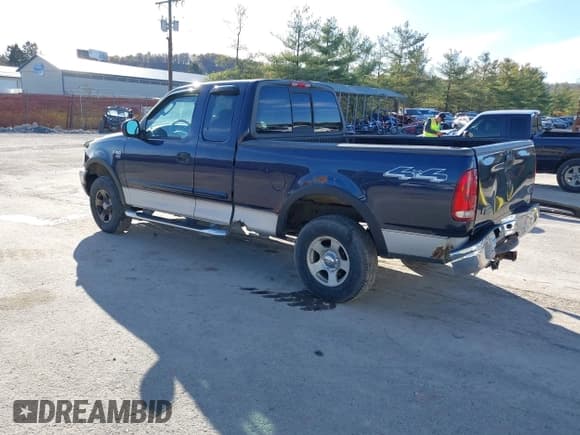 ✅ 2004 Ford F-150 XL • VIN: 2FTRX18W14CA18376 • Лот: 43548039. Опубликован ранее на IAAI с пробегом 195 274 миль. Бесплатный доступ к архиву аукционных продаж из США и подробный отчёт об истории автомобиля на DreamBid. Изображение 3.